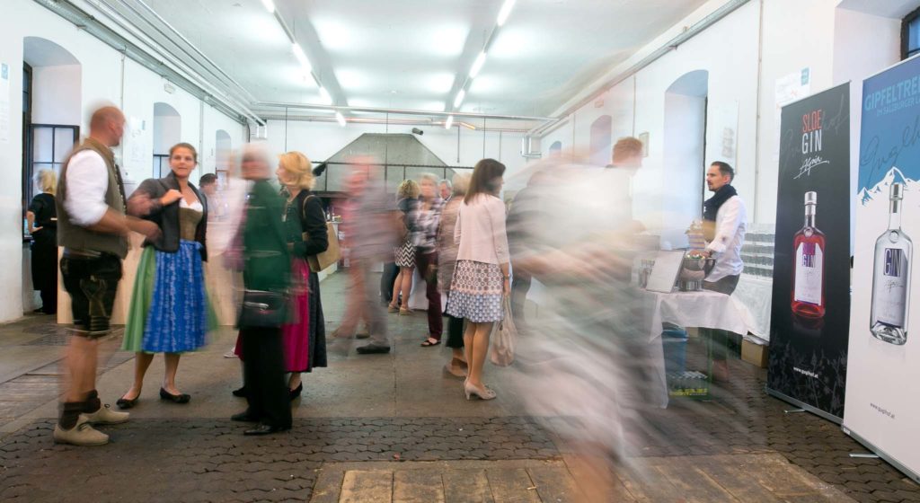 tvb-hallein-duerrnberg-erleben-kultur-festspiele-pernerinsel-vorstellungspause